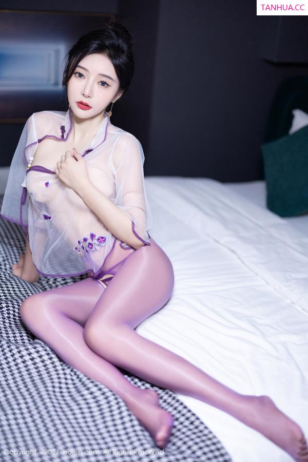 王馨瑶  [XiuRen]高清写真图 2024.06.13 No.8698 王馨瑶yanni 丝袜美腿第76张图片